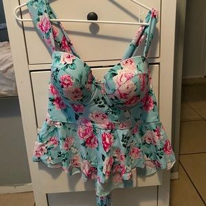 Torrid tankini bathing suit top